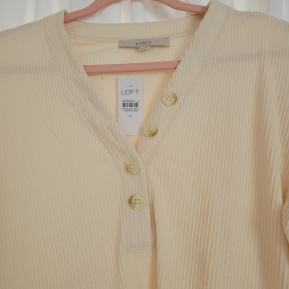 NWT Loft Cream Top w/ Buttons - Picture 2 of 3